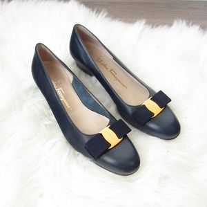 Salvatore Ferragamo Navy Blue Vara Bow Pumps